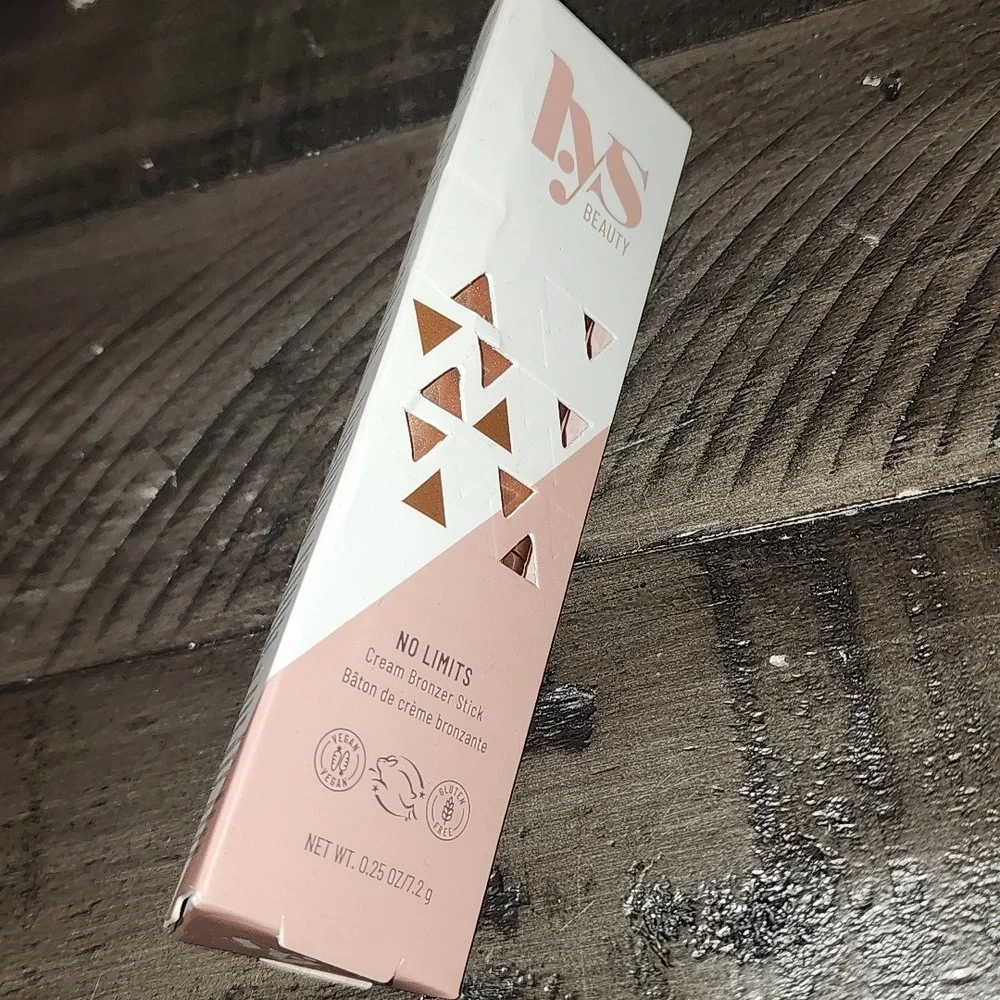 🆕️LYS Beauty No Limits Cream Bronzer & Contour Stick - WORTHY (deep)